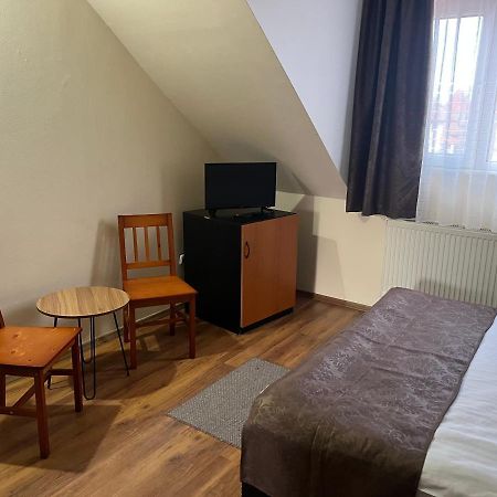 Pensiunea Diana Hotel Făgăraş Kültér fotó