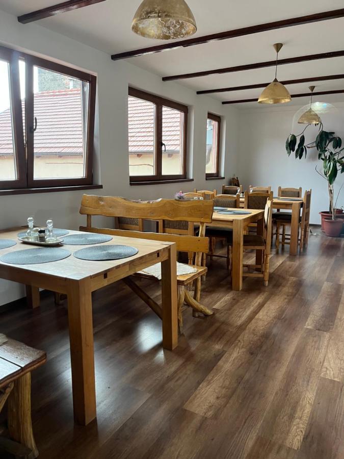 Pensiunea Diana Hotel Făgăraş Kültér fotó
